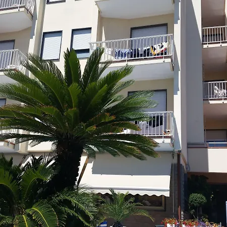 Otel Splendid Diano Marina