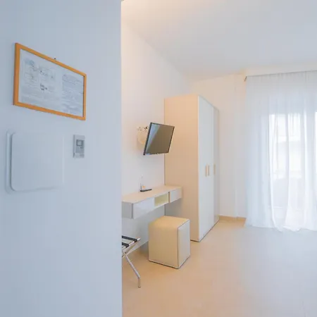 Splendid Otel Diano Marina