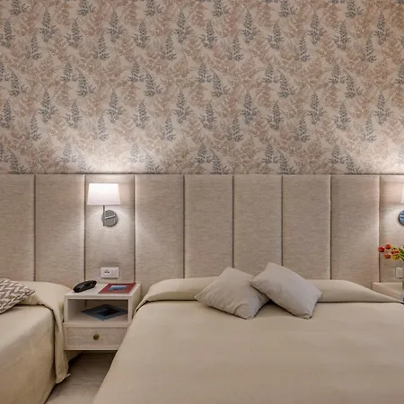 Splendid Szálloda 3*