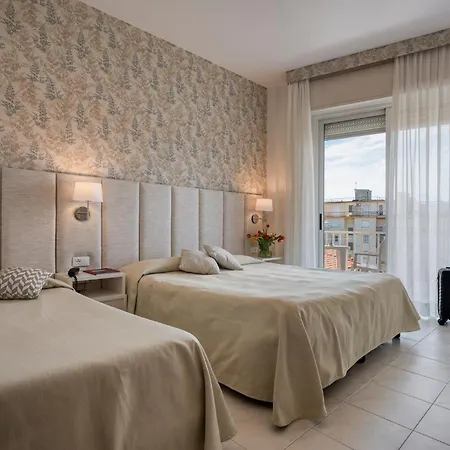 Szálloda Splendid 3*