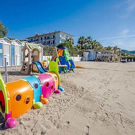 Splendid Diano Marina